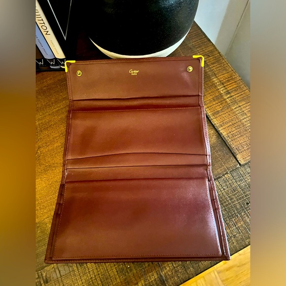 Cartier Mastline Long Kisslock Wallet in Leather (Bordeaux) - Picture 6 of 16